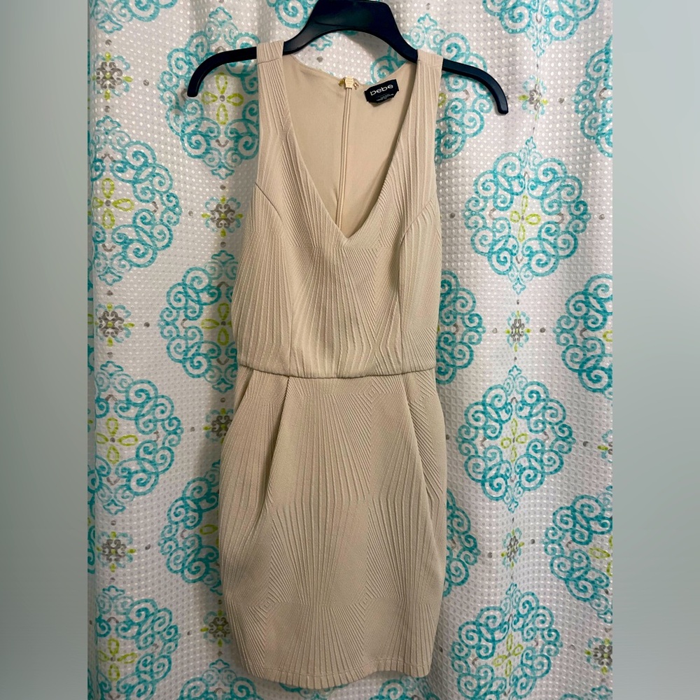 Bebe dress